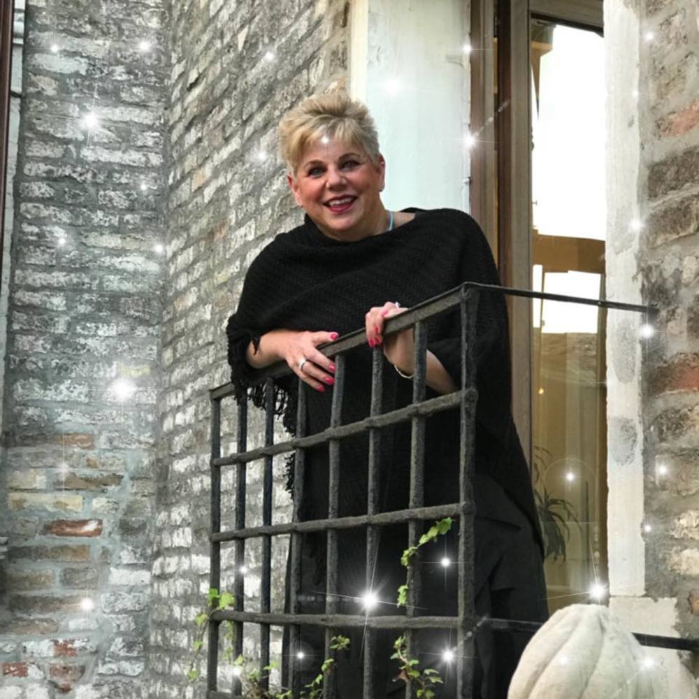 Meet your Posher, Peg